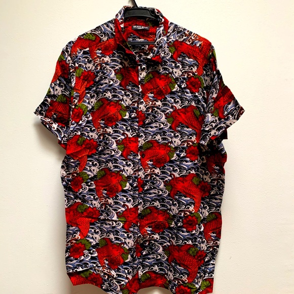 Men’s XL Carp All Over Pattern Button Down Shirt NEW - Picture 1 of 3